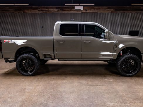 Used 2026 Ford F250 King Ranch w/ Chrome Package image 11