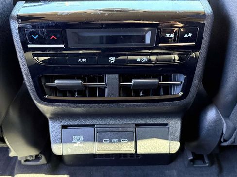 Certified 2025 Acura MDX SH-AWD image 13