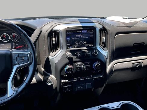 Used 2021 Chevrolet Silverado 1500 LT AWD/4WD image 7