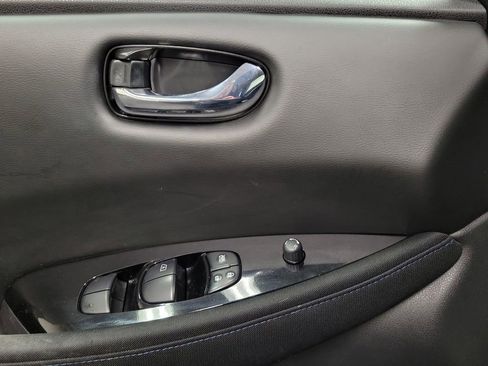 Used 2021 Nissan Leaf SV Plus image 19