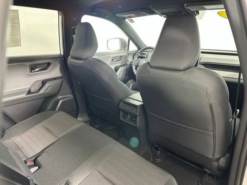 Used 2026 Toyota RAV4 SE AWD/4WD image 27