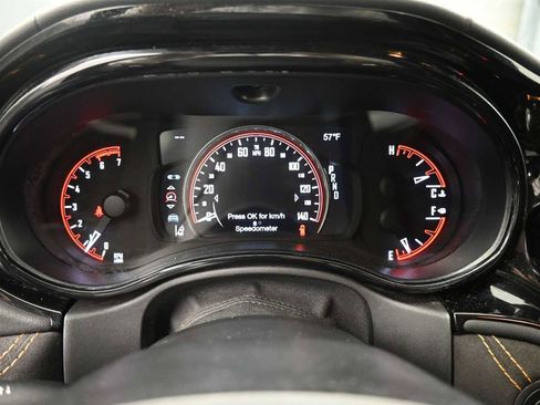 Used 2023 Dodge Durango R/T w/ Hemi Orange Plus Package AWD/4WD image 6