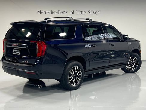 Used 2023 GMC Yukon XL AT4 w/ AT4 Premium Package image 6