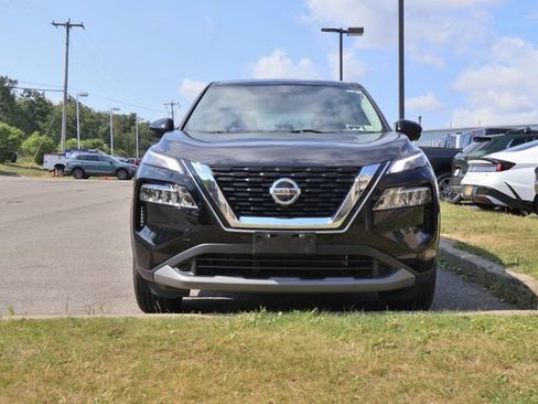 Used 2021 Nissan Rogue SV AWD/4WD image 3
