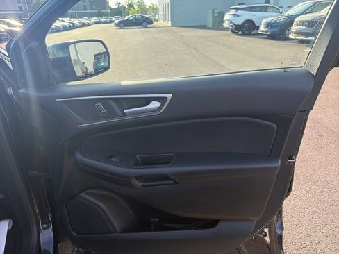 Used 2022 Ford Edge SEL w/ Convenience Package AWD/4WD image 24