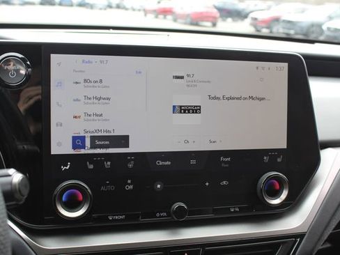 Used 2024 Lexus TX 500h AWD w/ Technology Package image 23