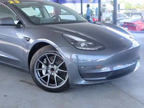 Used 2023 Tesla Model 3 Standard Range RWD image 2