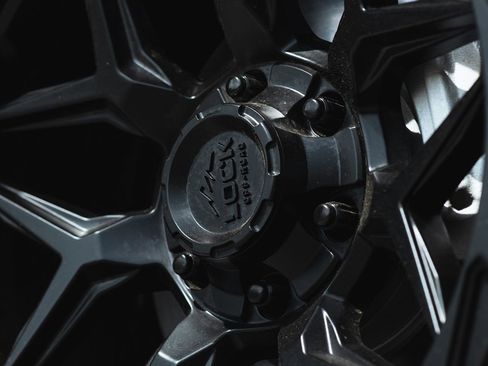 Used 2020 Chevrolet Silverado 1500 LT w/ All-Star Edition image 4