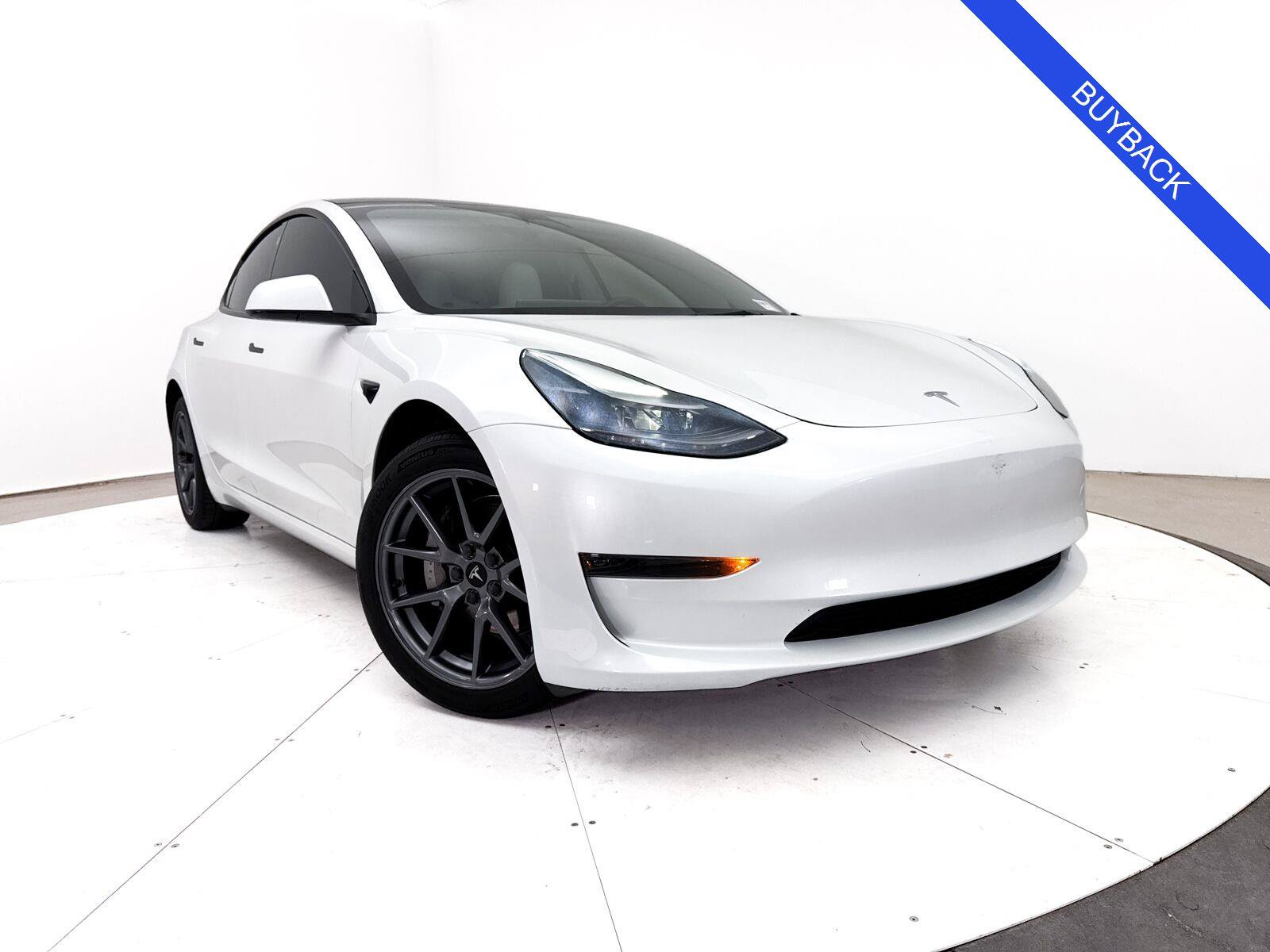 Used 2023 Tesla Model 3 Standard Range RWD image 1