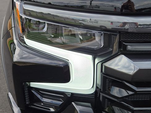 New 2026 Chevrolet Silverado 1500 ZR2 AWD/4WD image 18