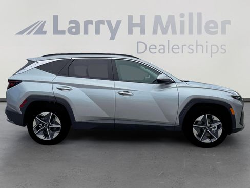 New 2026 Hyundai Tucson SEL FWD image 9