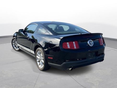 Used 2011 Ford Mustang Premium w/ 202A Rapid Spec Order Code RWD image 8