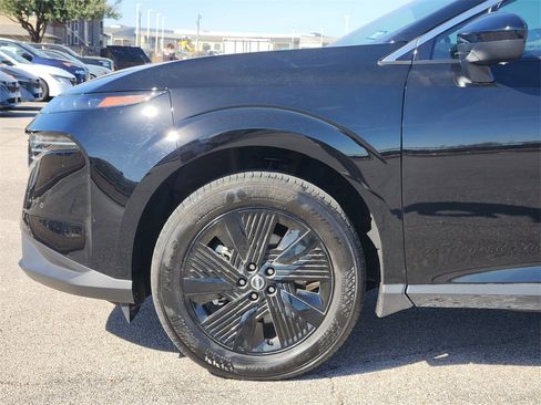 Used 2025 Nissan Murano SV image 6