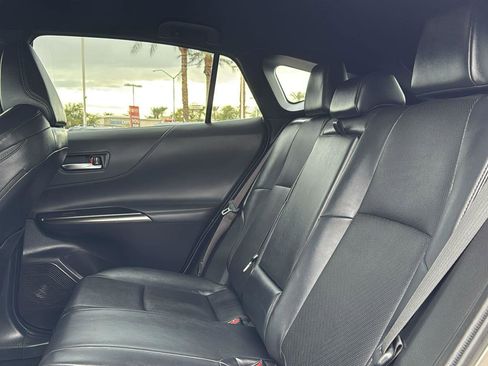 Used 2021 Toyota Venza XLE w/ Softex Package image 25