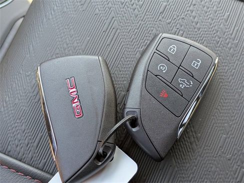 New 2026 GMC Sierra 1500 AT4X image 32