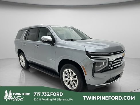 Used 2025 Chevrolet Tahoe Premier AWD/4WD image 1