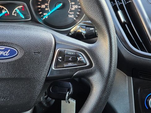 Used 2018 Ford Escape SE image 14