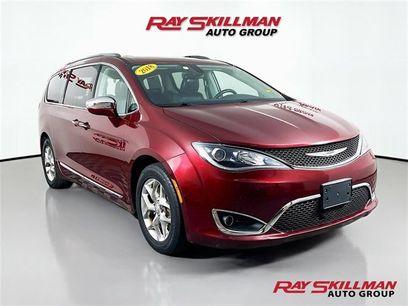 Used 2018 Chrysler Pacifica Limited
