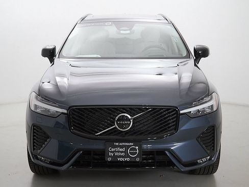 Certified 2026 Volvo XC60 B5 Ultra AWD/4WD image 5