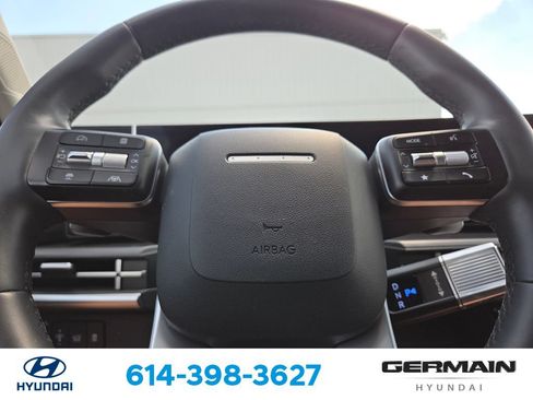 Used 2025 Hyundai Santa Fe SEL AWD/4WD image 22