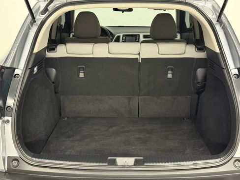 Used 2019 Honda HR-V LX image 36