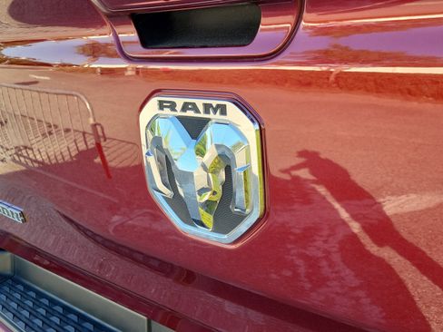 Certified 2024 RAM 1500 Big Horn AWD/4WD image 7