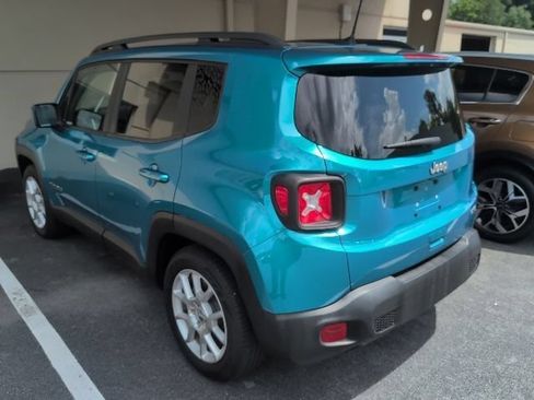 Used 2019 Jeep Renegade Latitude FWD image 6