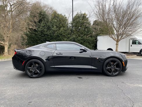 Used 2016 Chevrolet Camaro LT w/ RS Package image 10