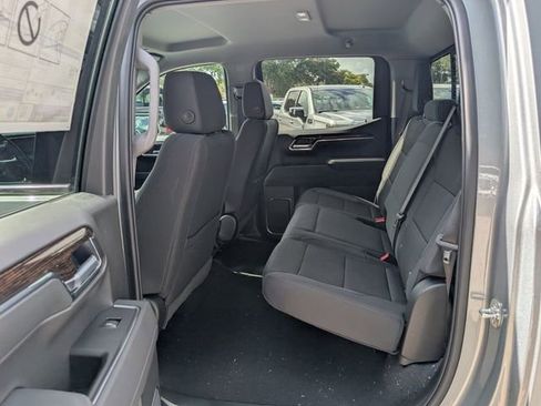 New 2026 GMC Sierra 1500 SLE w/ Preferred Package RWD image 12