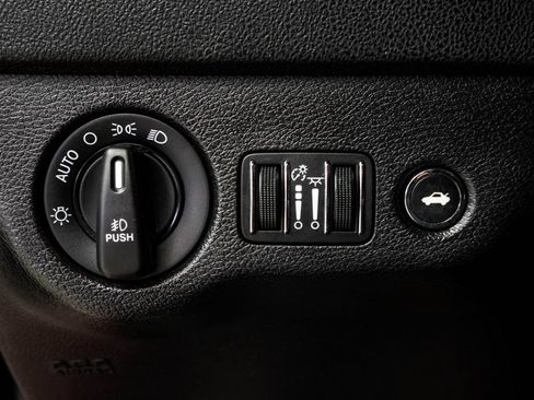 Used 2020 Dodge Charger GT RWD image 36