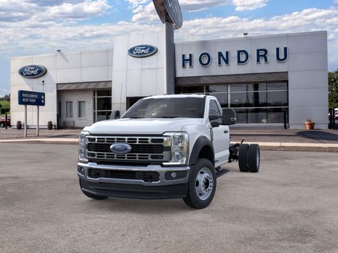 New 2026 Ford F550 4x4 Regular Cab Super Duty image 2