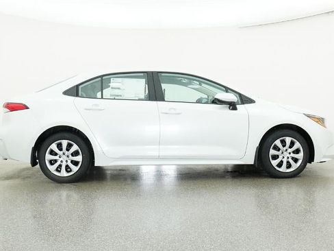New 2026 Toyota Corolla LE FWD image 27