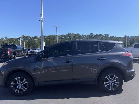 Used 2018 Toyota RAV4 LE w/ All Weather Liner Package image 4