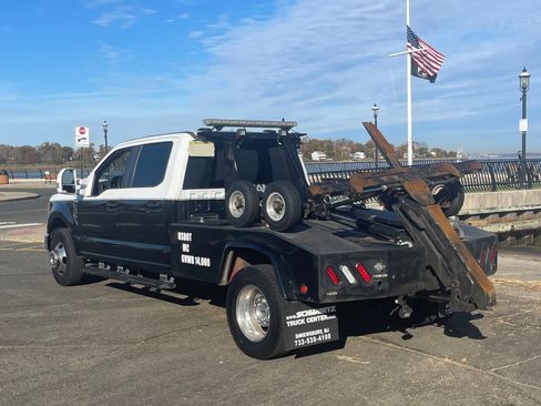 Used 2020 Ford F350 XL w/ Power Equipment Group image 5