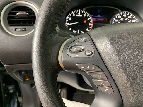 Used 2020 Nissan Pathfinder SV w/ Rock Creek Edition FWD image 18