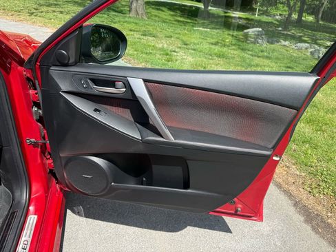Used 2012 MAZDA MAZDA3 Touring FWD image 38