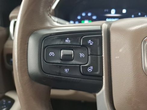 Used 2022 GMC Yukon Denali AWD/4WD image 25