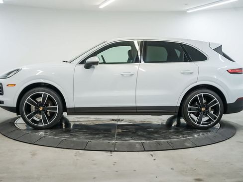 Certified 2023 Porsche Cayenne AWD/4WD image 2