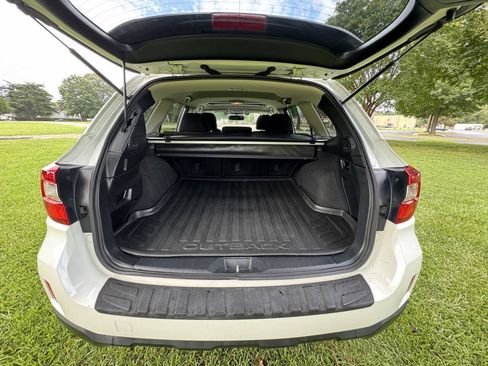 Used 2015 Subaru Outback 2.5i Premium AWD/4WD image 27