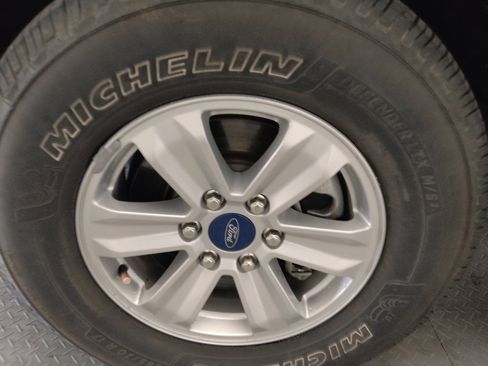 Used 2019 Ford F150 XLT AWD/4WD image 31
