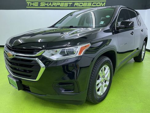 Used 2018 Chevrolet Traverse LS FWD image 5