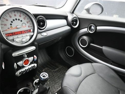 Used 2010 MINI Cooper S image 28