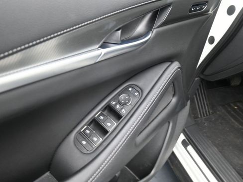 Used 2023 INFINITI QX60 Luxe w/ Cargo Package AWD/4WD image 12