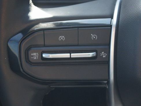 Certified 2023 Chevrolet Colorado ZR2 w/ ZR2 Convenience Package III image 11