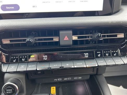 Used 2024 Toyota Land Cruiser image 20