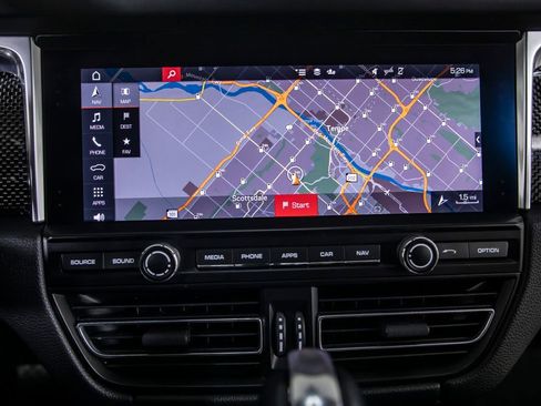 Used 2021 Porsche Macan GTS image 29