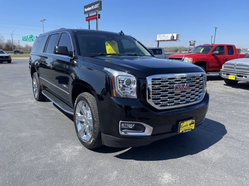 Used 2018 GMC Yukon XL Denali w/ Open Road Package image 2