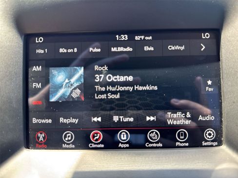 Used 2020 Dodge Durango SXT AWD/4WD image 18