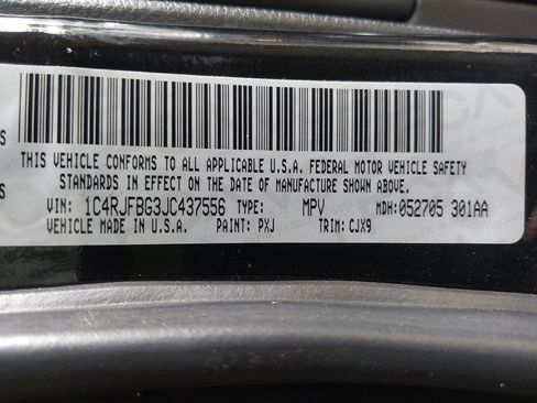 Used 2018 Jeep Grand Cherokee Limited AWD/4WD image 33