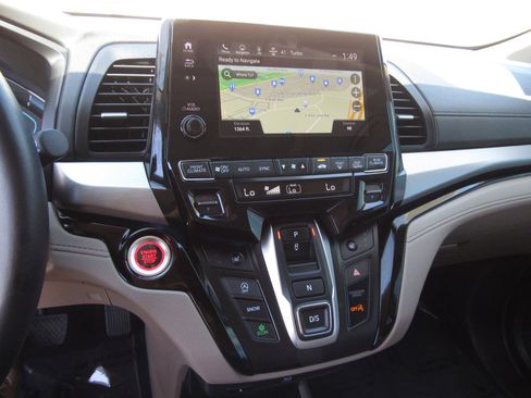 Used 2023 Honda Odyssey Touring image 20